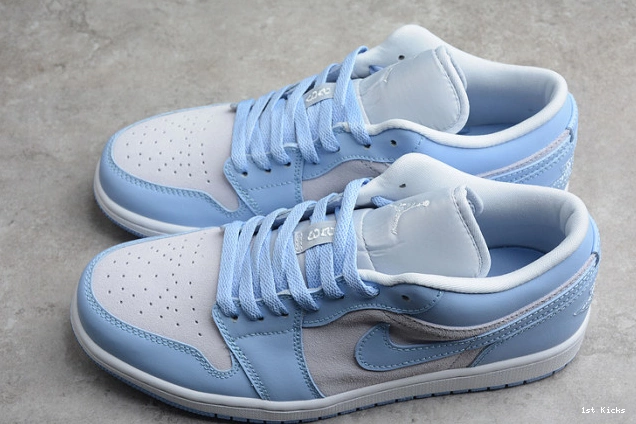 Jordan 1 Low (W) Blue DC0774-050 University 0821